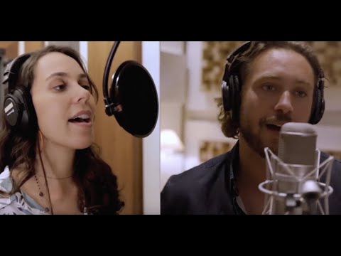 Les découvertes de Nico : Bastian Baker & Clara  Gurjão chantent en duo « Stars » !