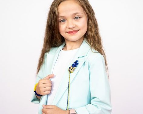Eurovision Junior 2023 : Anastasia Dymyd pour l’Ukraine (MàJ : version à jour de « Kvitka »)